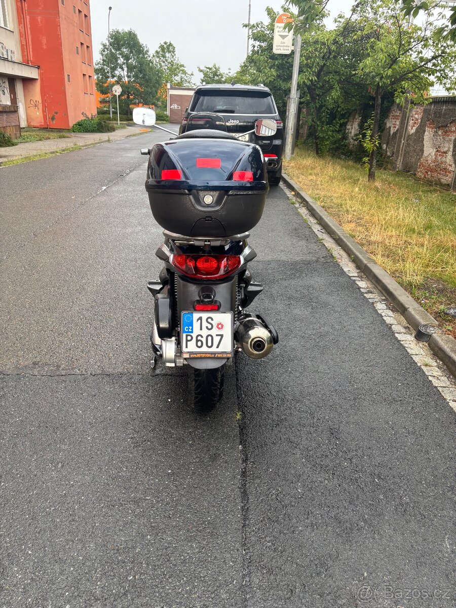 Piagio Baverly 500 - 8