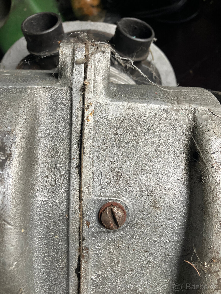 ČZ 250 typ 968 motokros-motor - 8