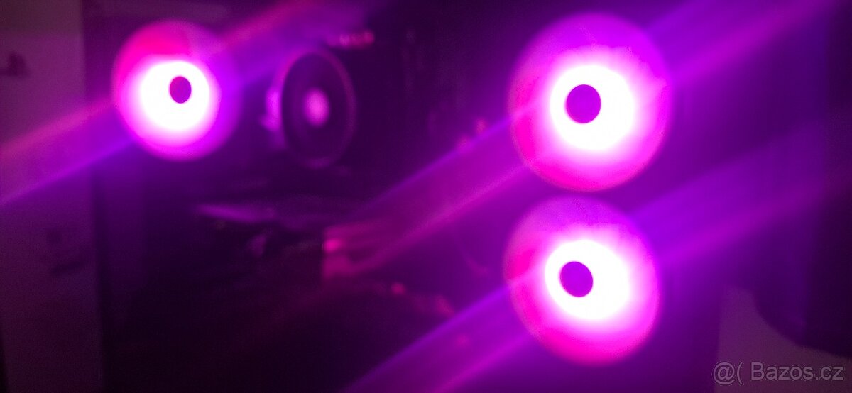 PC RTX 4060 AMD R5 5600 - 8