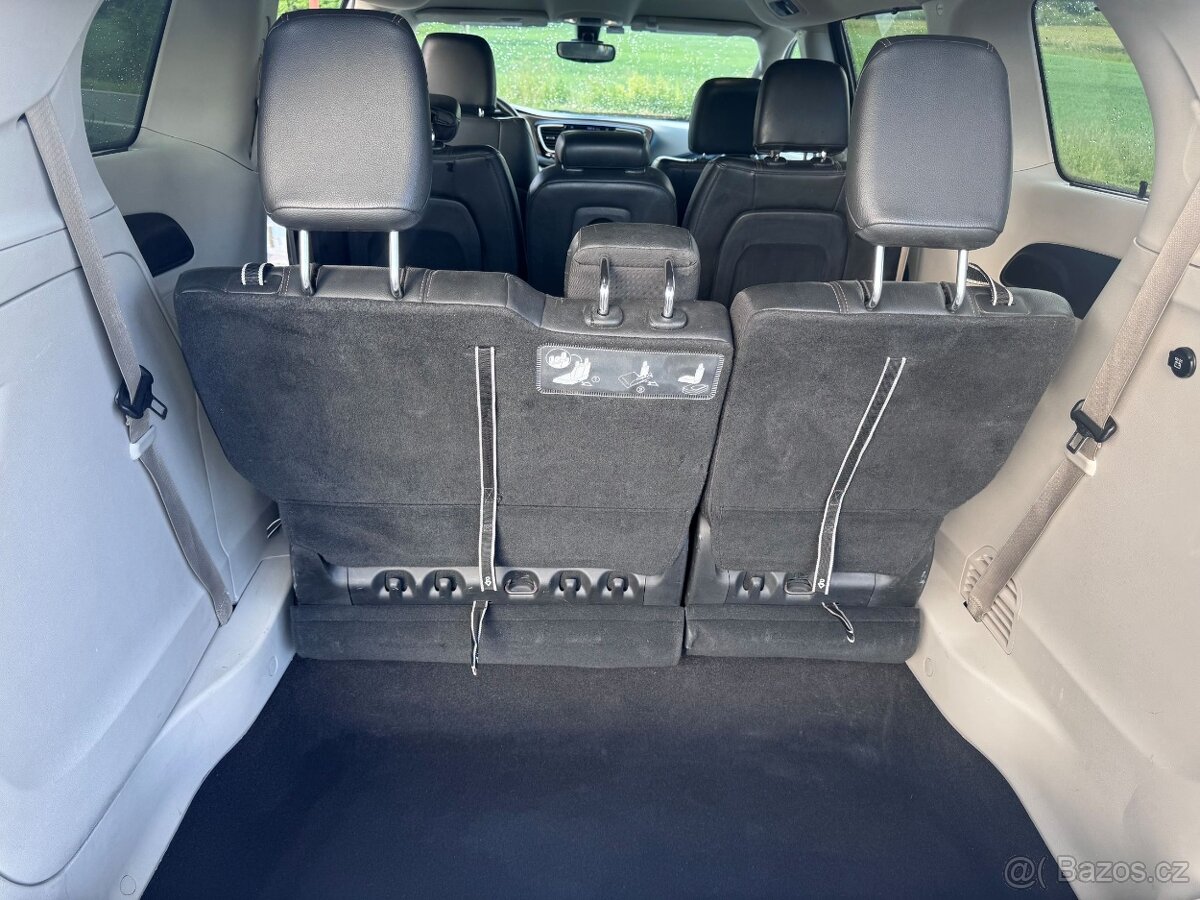 Chrysler Pacifica 3,6 RU Touring L 8 míst 2017 - 8