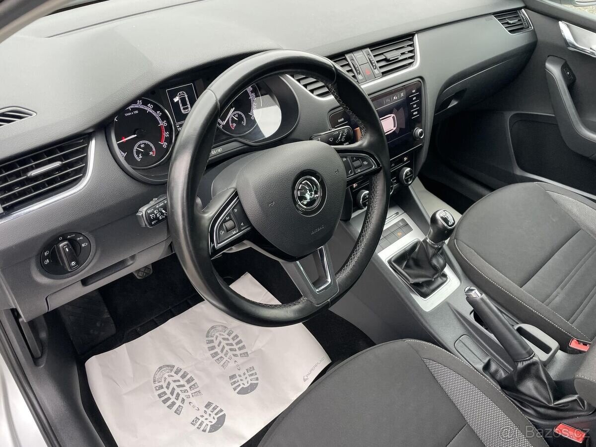 Škoda Octavia 2.0TDi 150PS 4x4 COMBI ACTIVE - 8