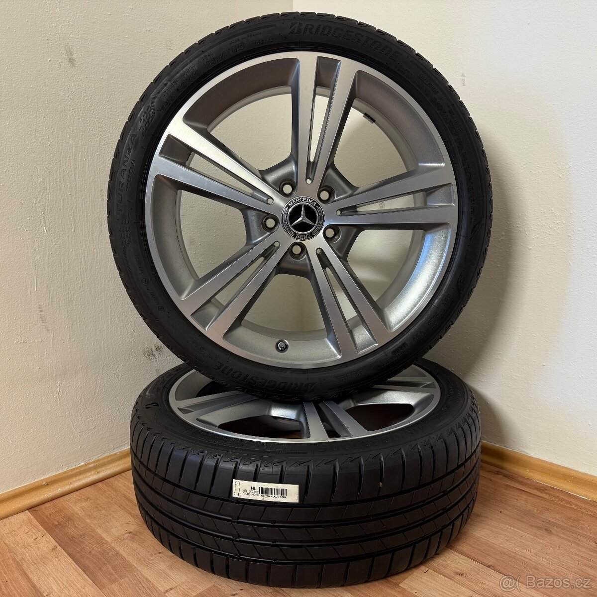 MERCEDES CLA / A 5x112 R19 ET49+LETNÍ 225/40R19 7mm - 8