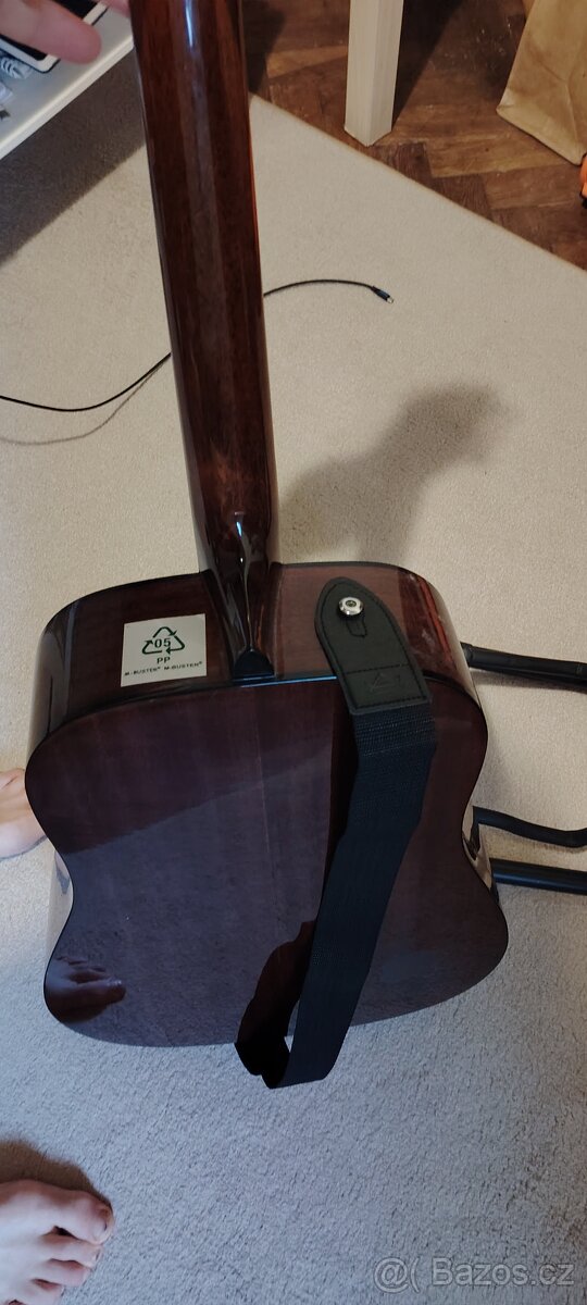 Akustická kytara Fender CD-60 + bohaté příslušenství - 8