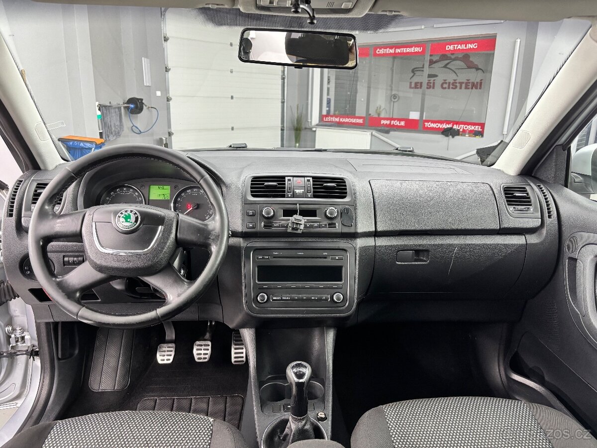 Škoda Fabia Scout 1.6 tdi - 8