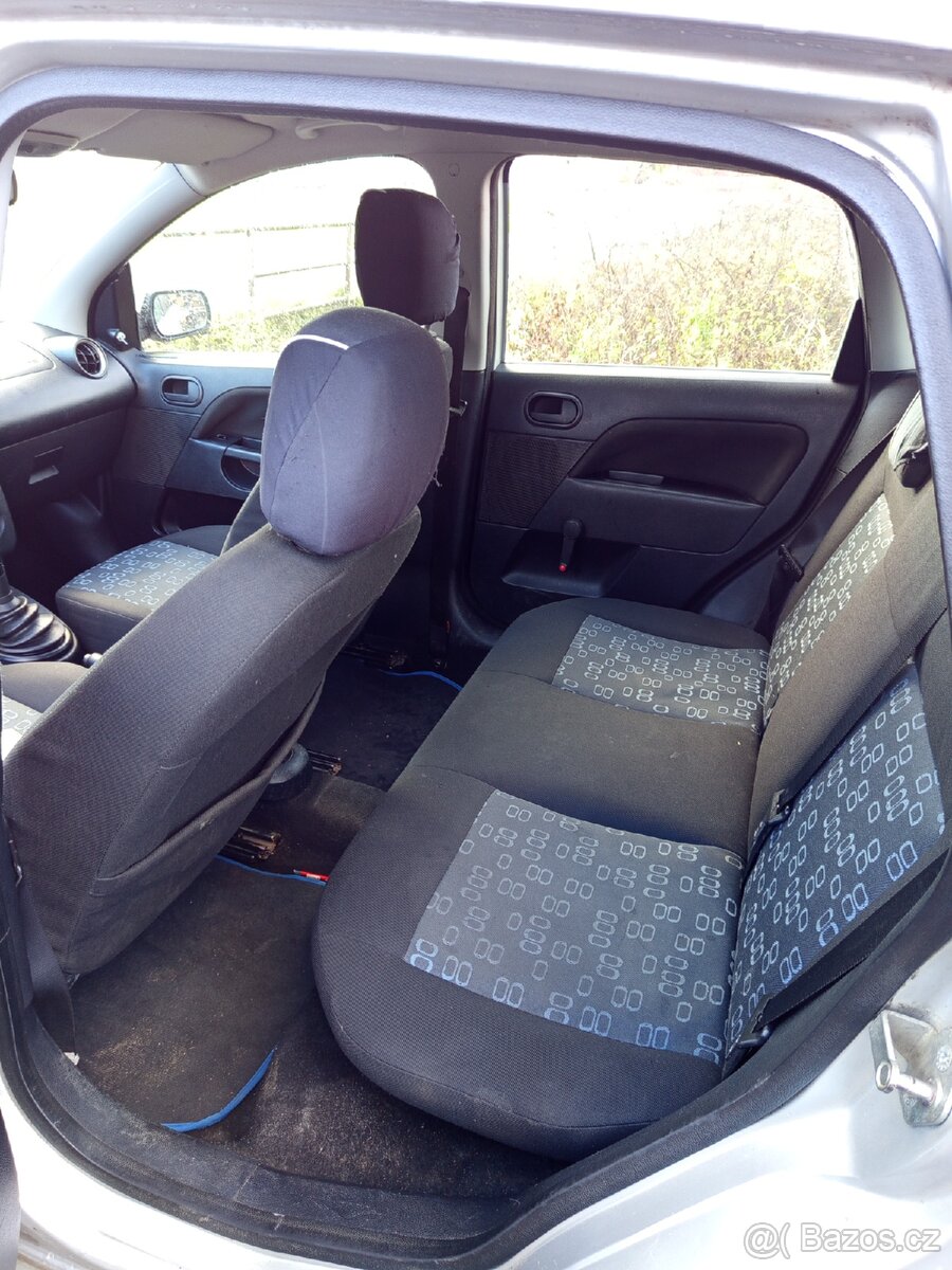 Ford fiesta 1.4 TDCi - 8