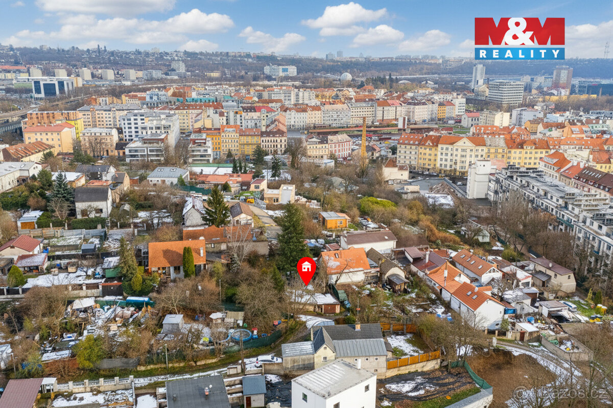 Prodej pozemku k bydlení, 265 m², Praha - 8