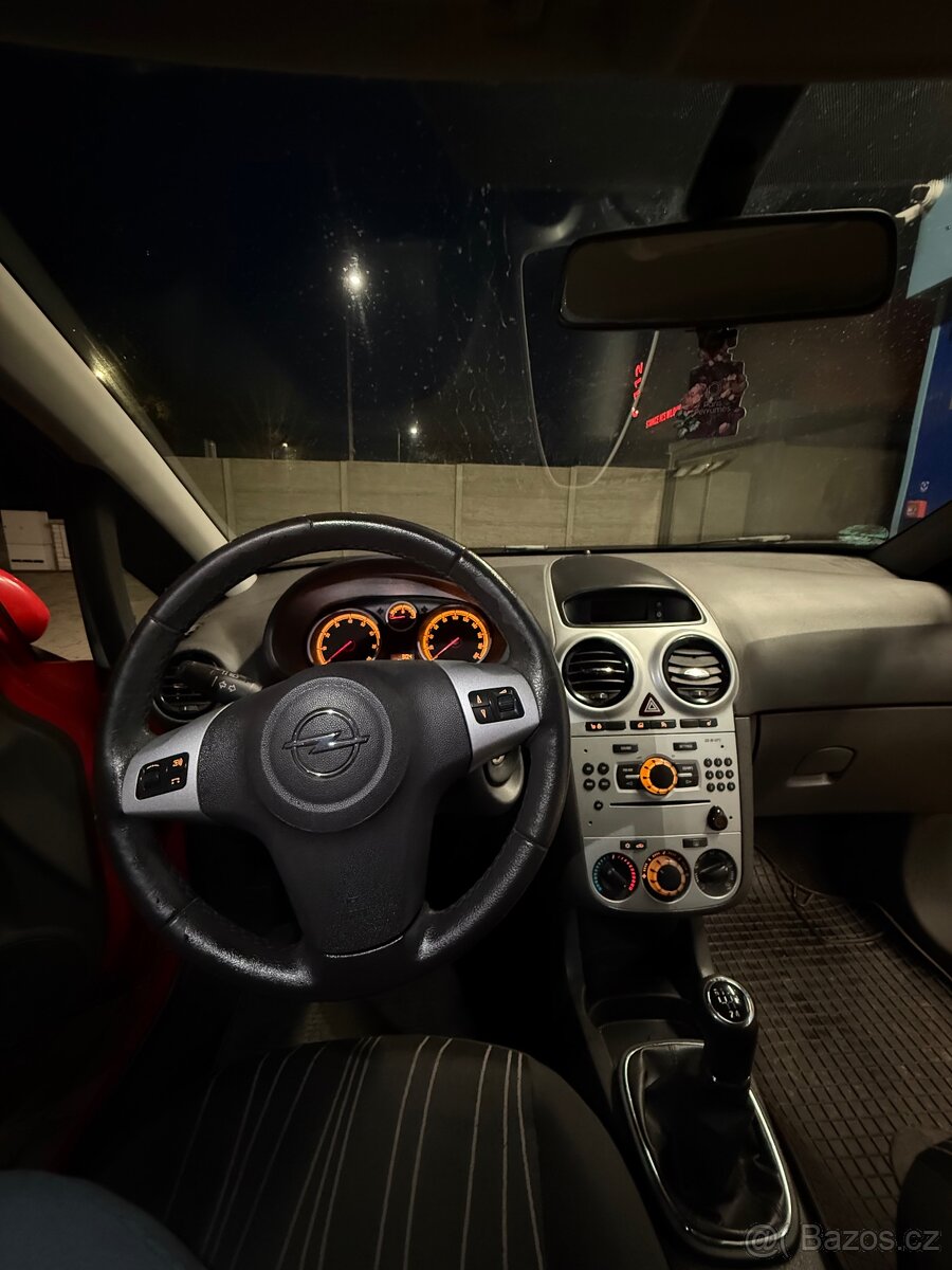 Opel Corsa - 8