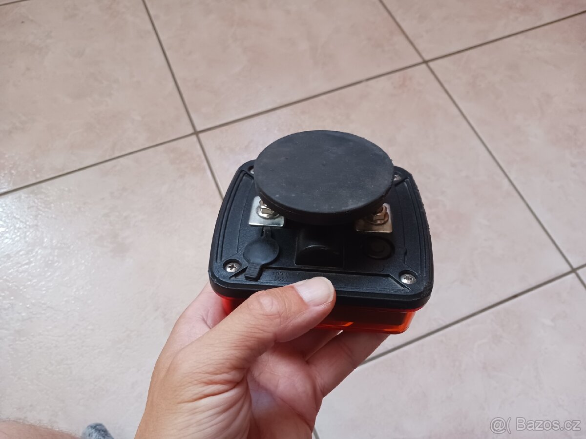 LED výstražné světlo, oranžové - 8