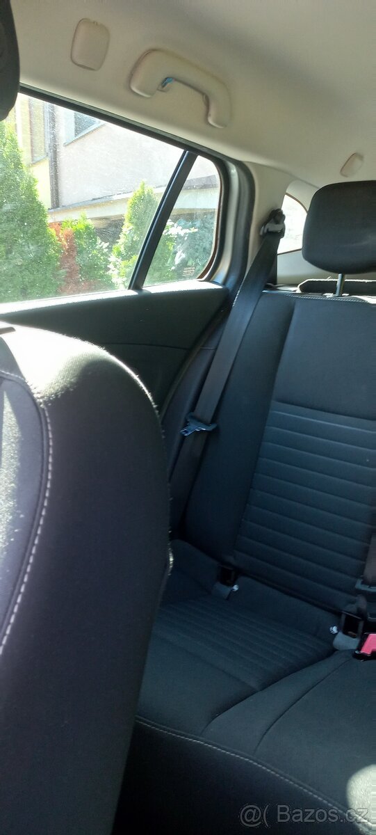 Renault Megane 3 limited 2015 1.5dci 81kw 208,000 km - 8