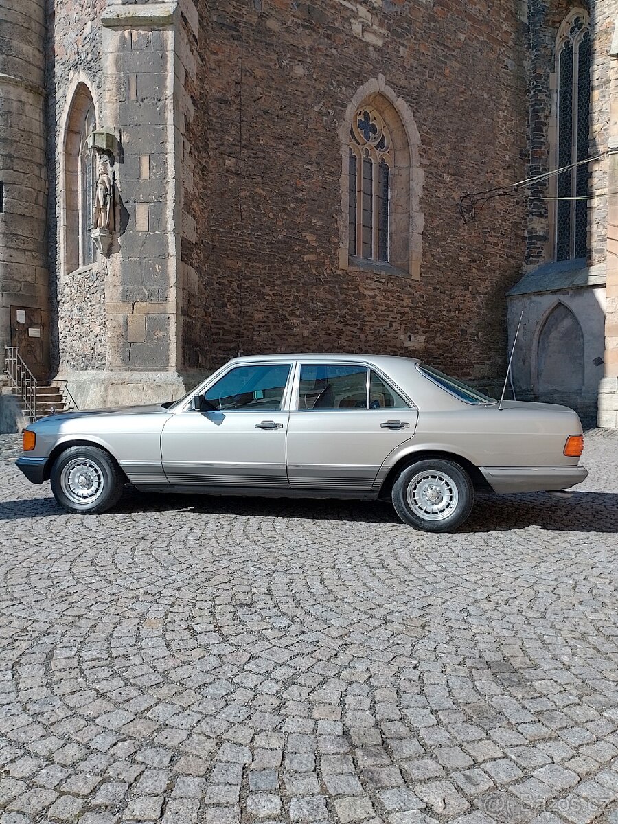 Mercedes W126 280SE - 8