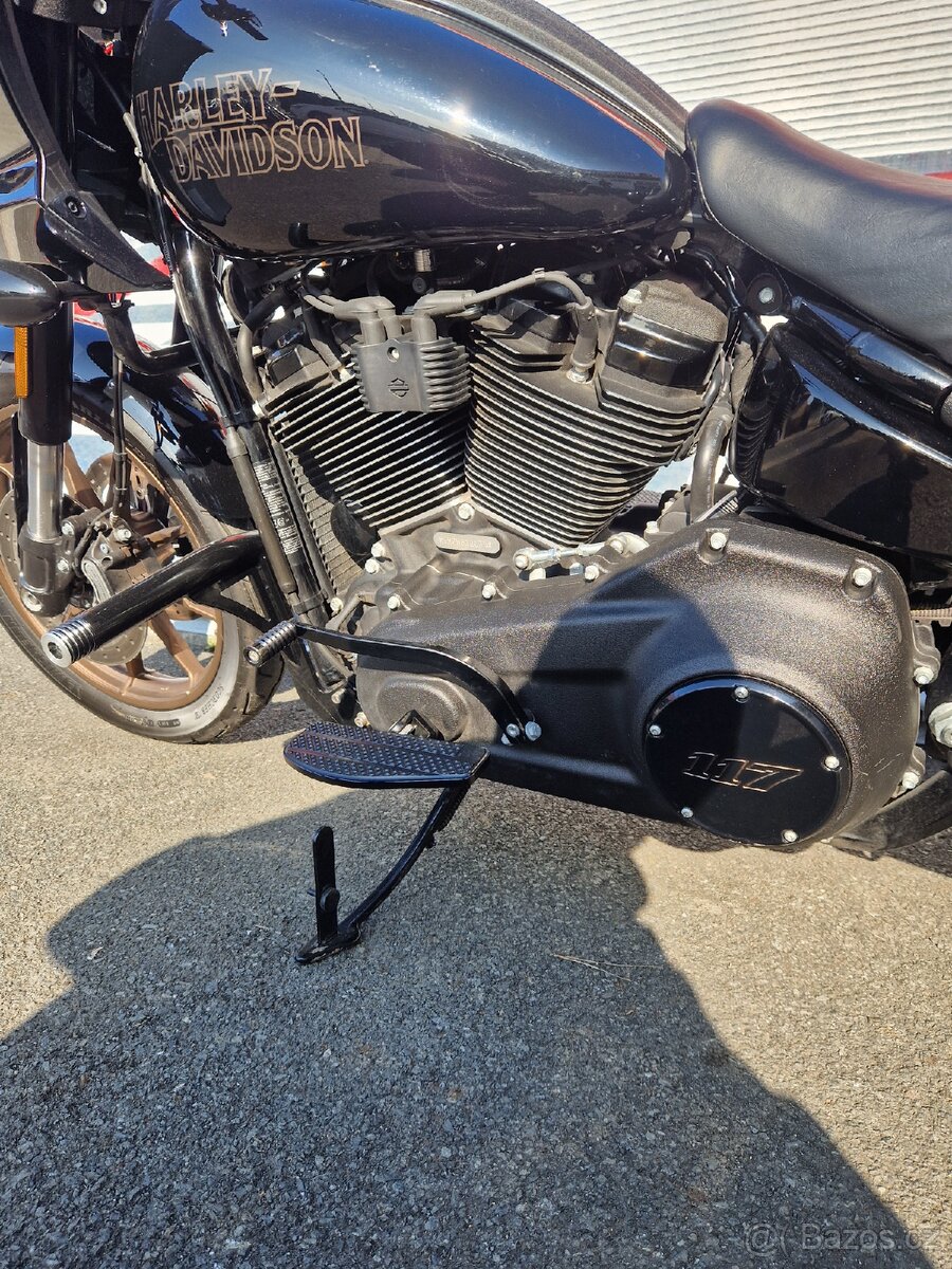 Harley davidson LowriderST - 8