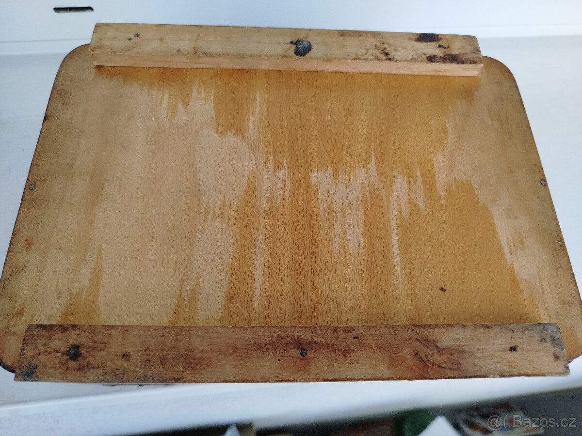 Stará dřevěná krabice - 8