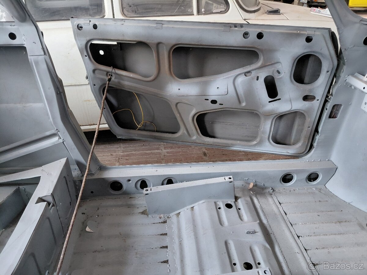 Škoda 110 R Coupé - 8