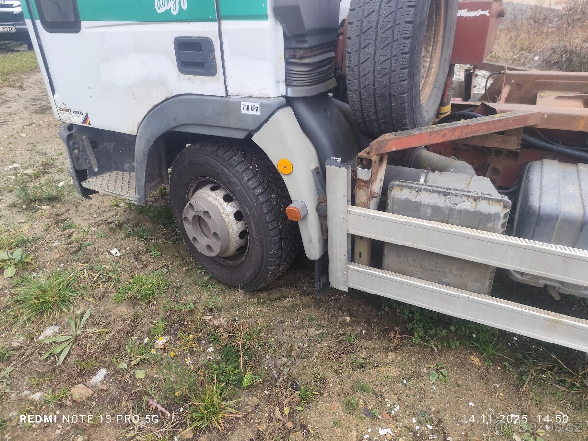 Iveco hákový kontajner - 8