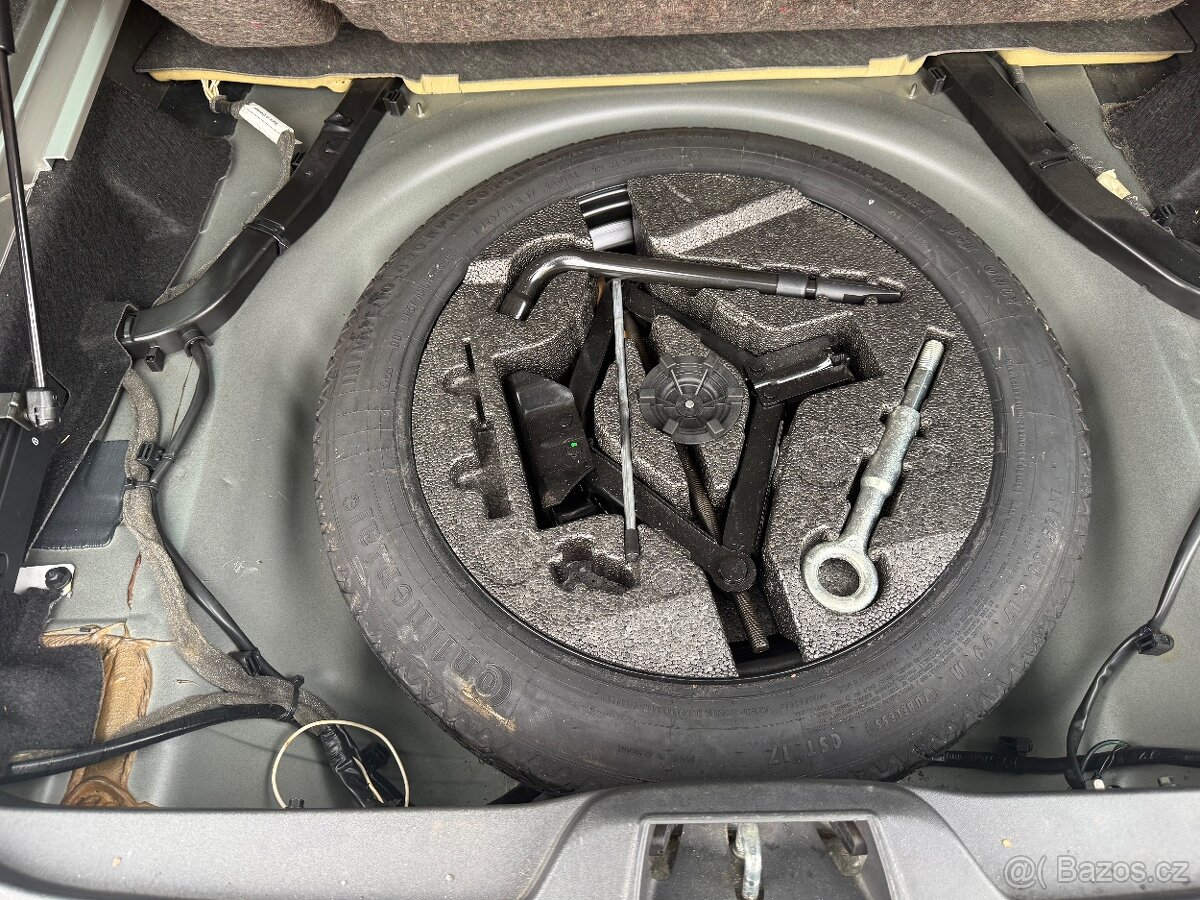 Volvo XC70 2.4 D5 136KW, ventilace + výhřev, po servise. - 8