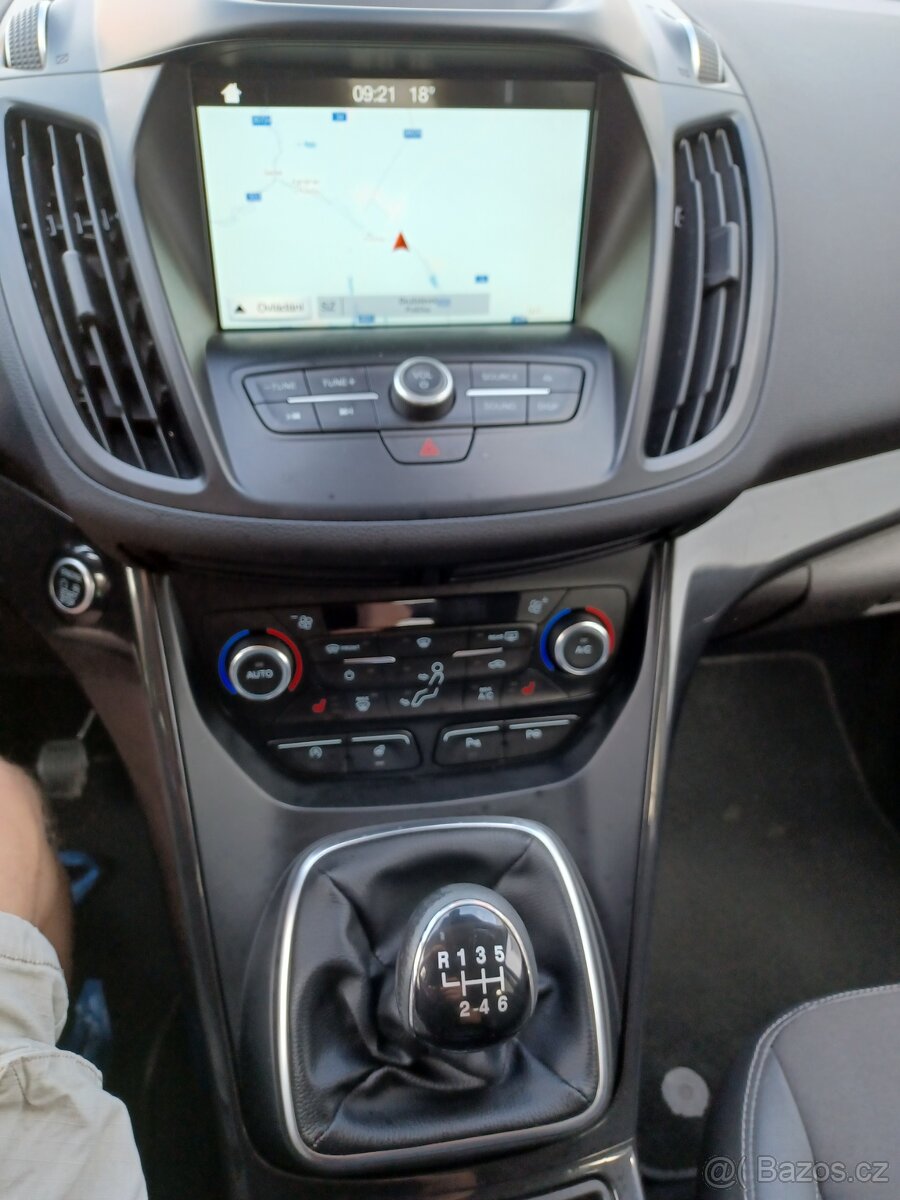 Ford Kuga 2.0TDCI 110kw TITANIUM 4×2 - 8