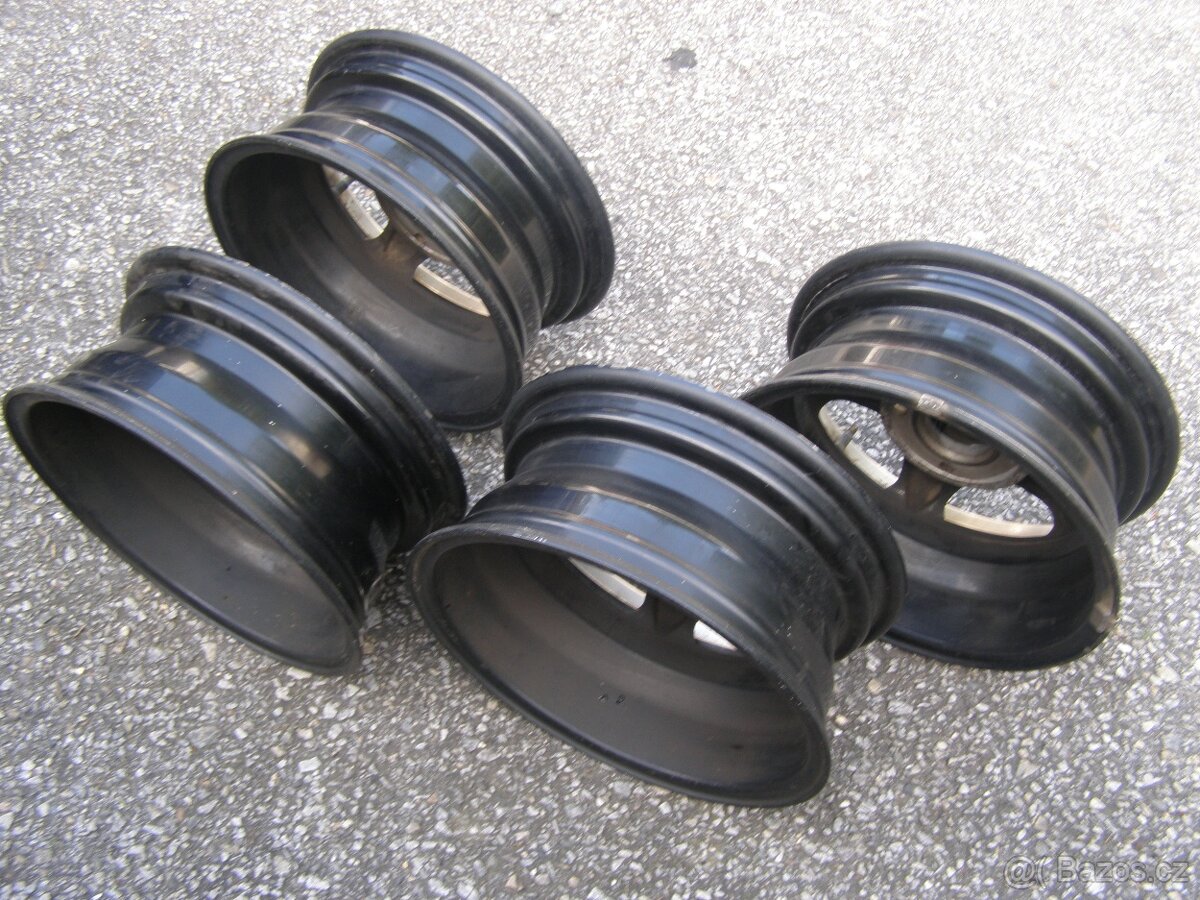 ALUDISKY 13, 2 disky plech a kola13 s pneu - 8