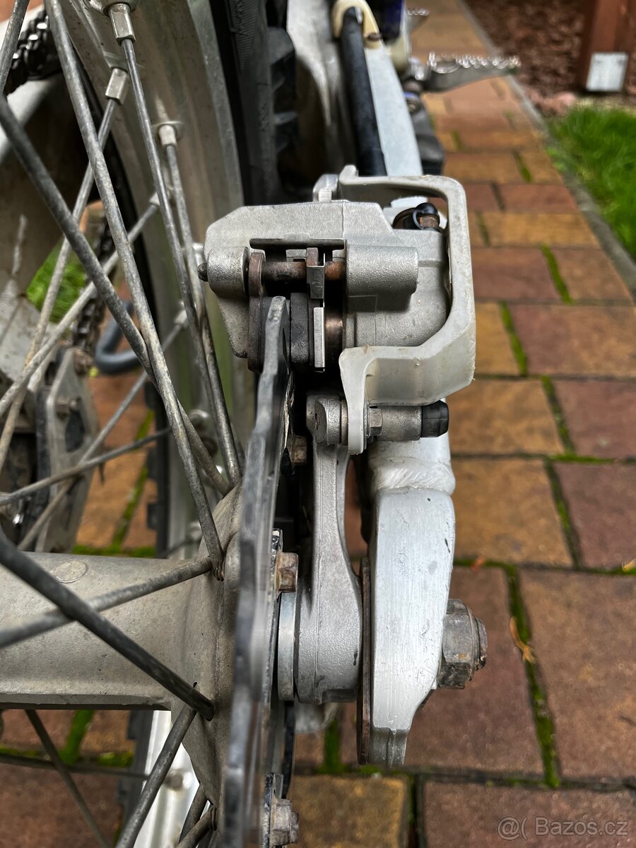 Yamaha yz250f 2005 - 8