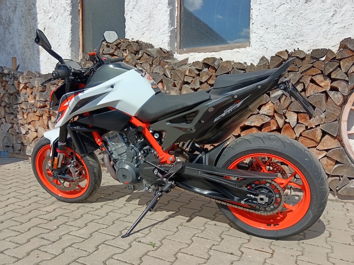KTM DUKE 890 R - 8