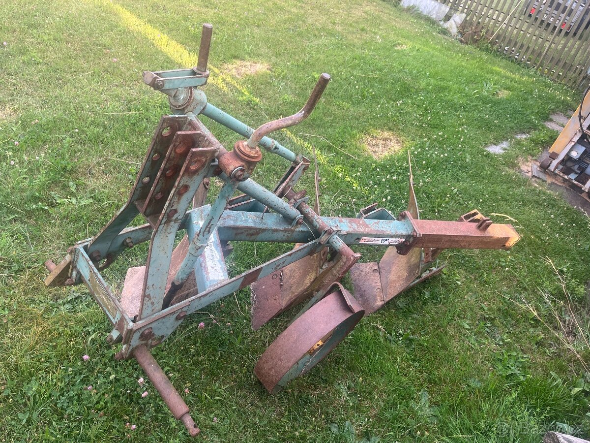 Pluh troják (tovární výroby) - 8