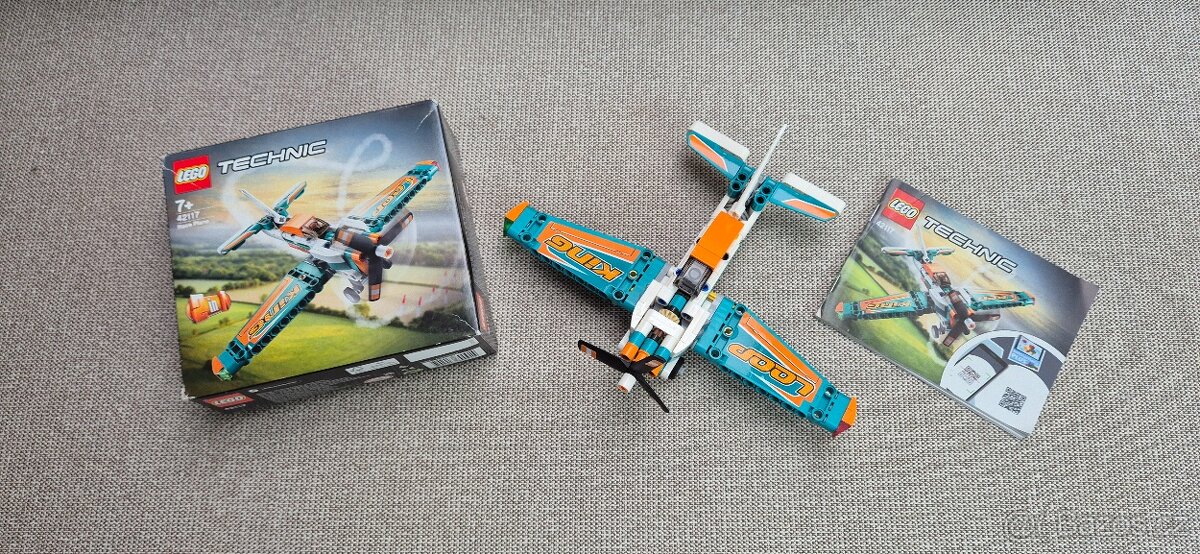 LEGO Technic 42117 Závodní letadlo - 8