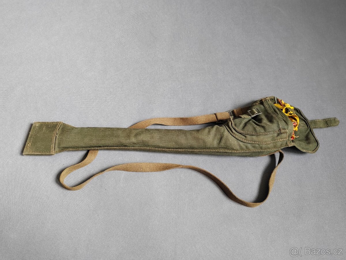 Wehrmacht-ženijní vlaječky se značeným futrálem - 8