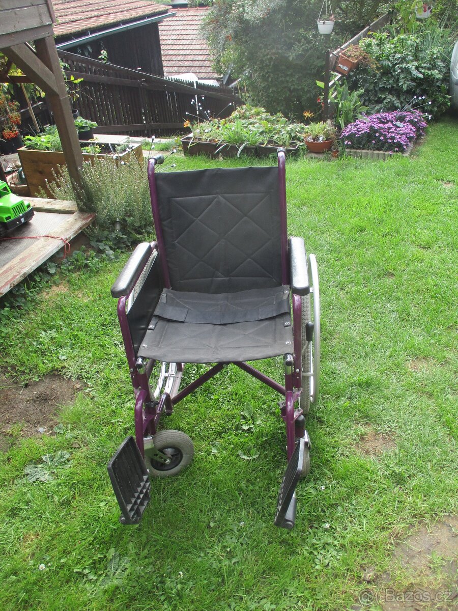 Invalidní pomůcky - 8