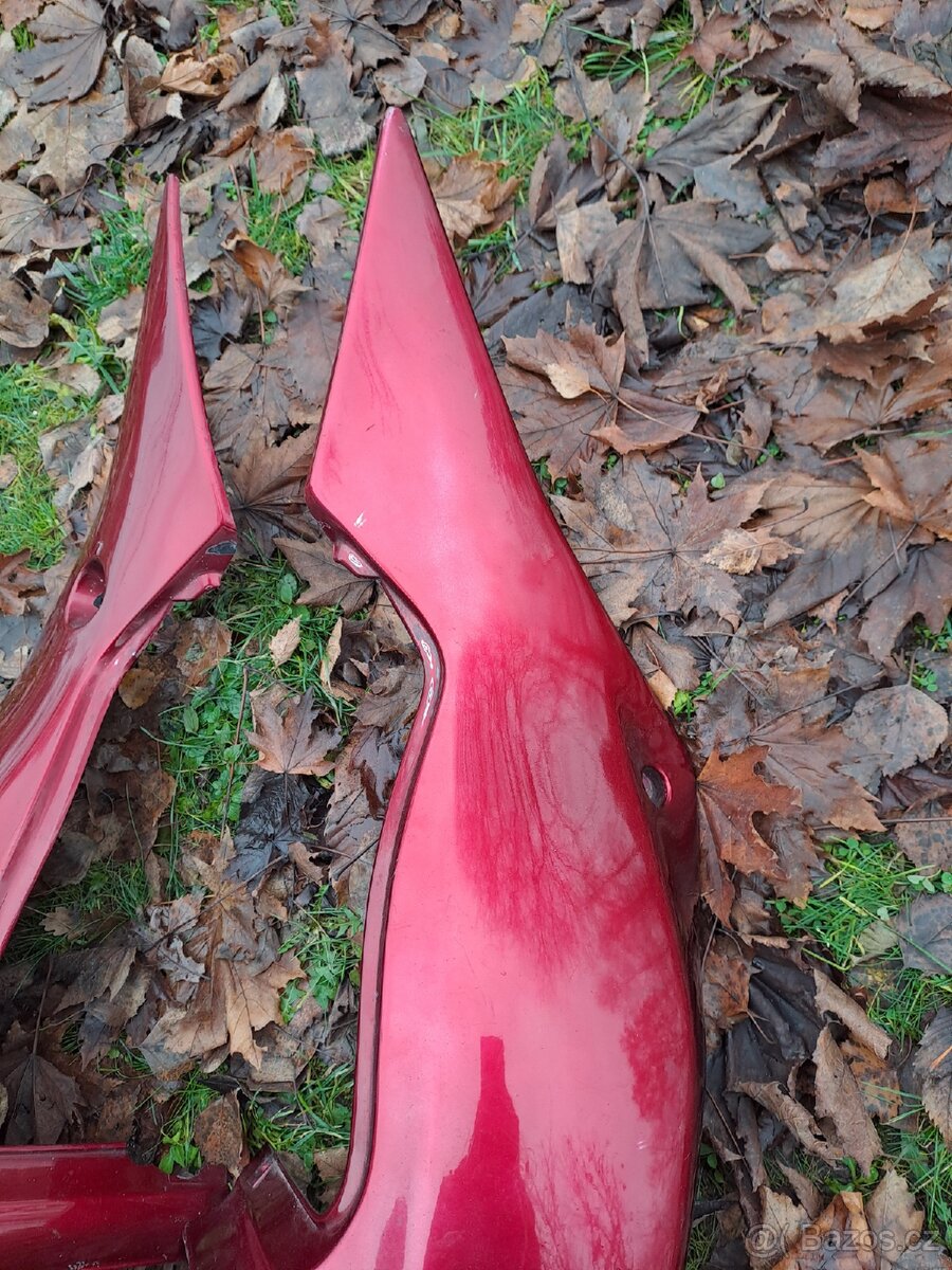 Zadní, boční podsedlove plasty Kawasaki ZXR 750J - 8