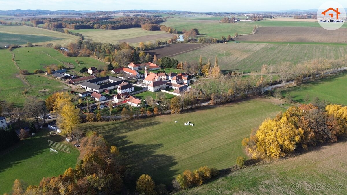 Prodej stavebního pozemku 19 527 m² - 8