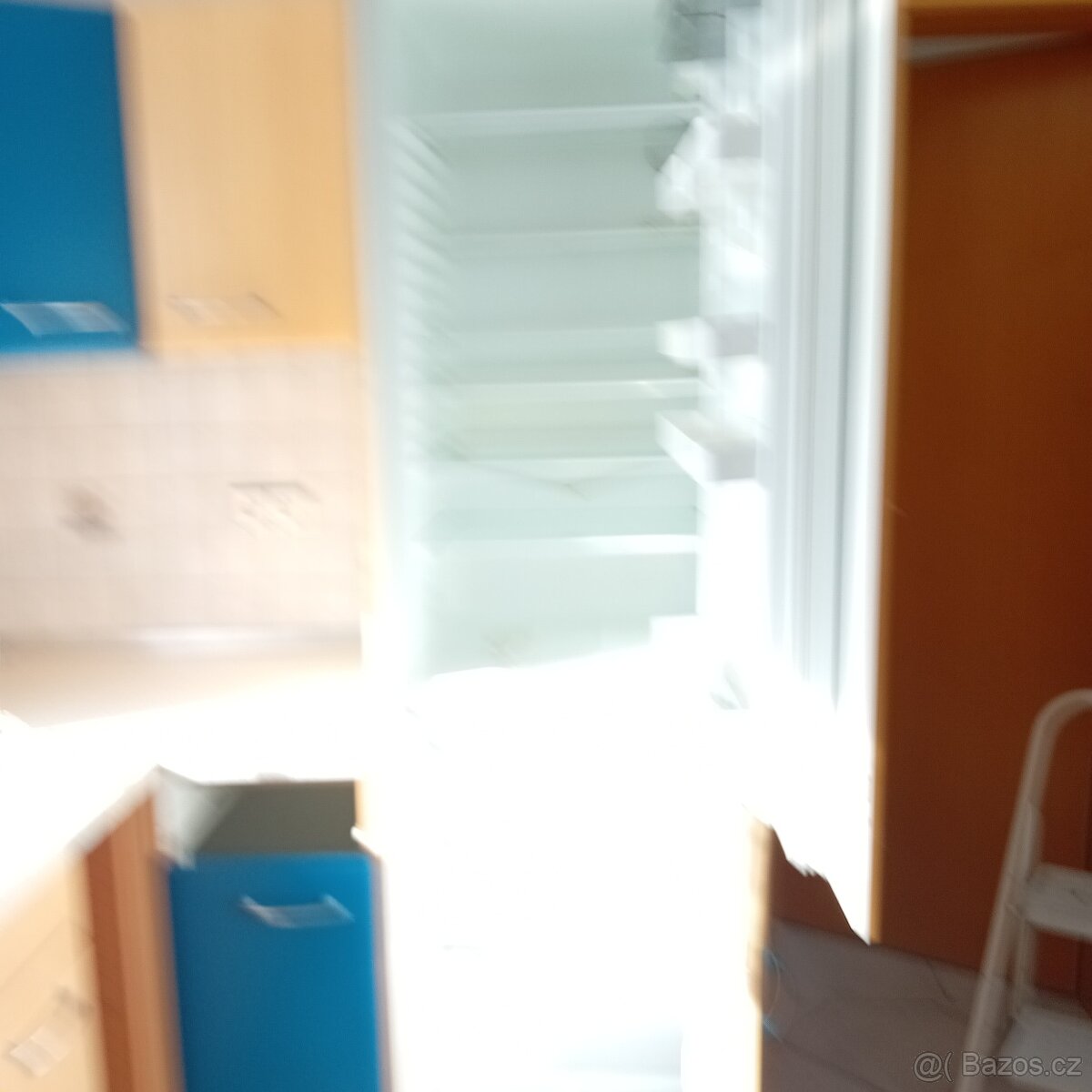 Kuchyňská linka se spotřebiči - 8