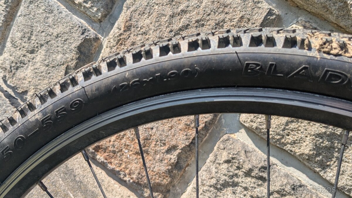 Horské kolo Favorit Python - 8