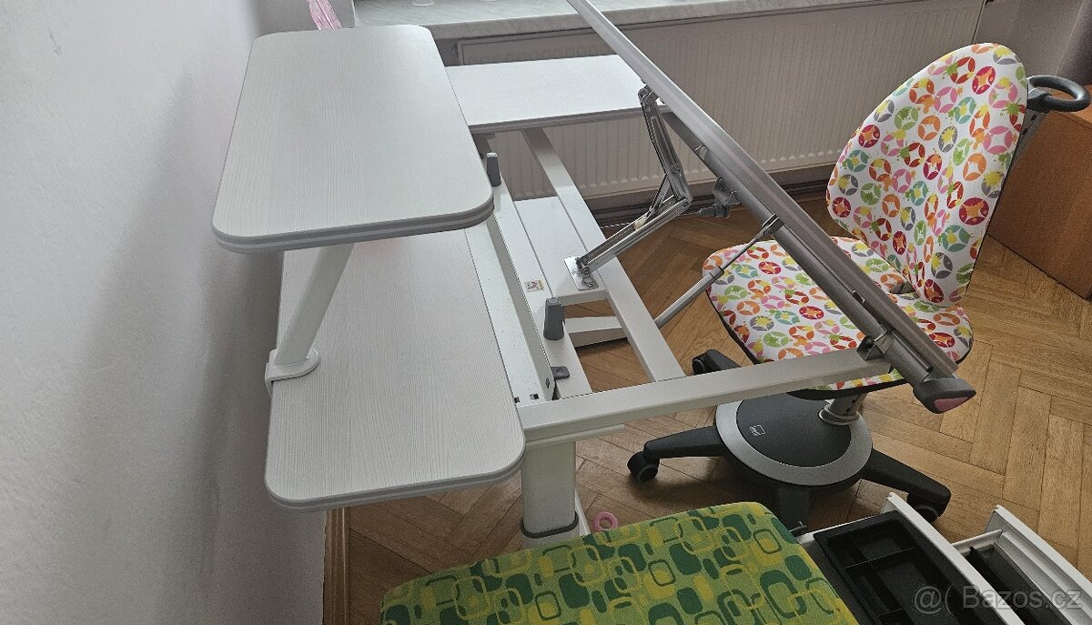 Rostoucí stůl Roland II, a box , židle zn. MOLL - 8