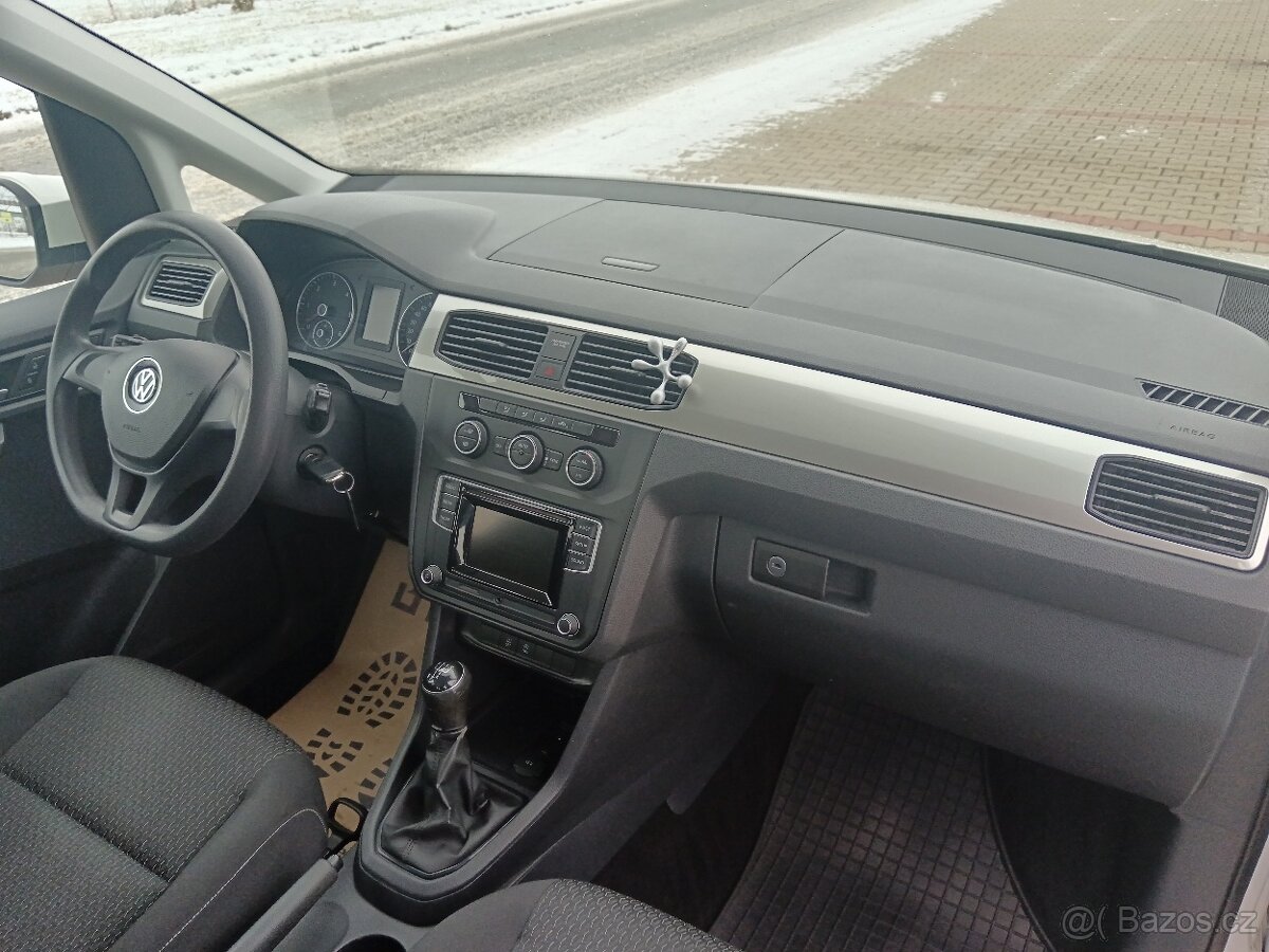 VW CADDY 2,0TDI 55KW rok 2016 - 8