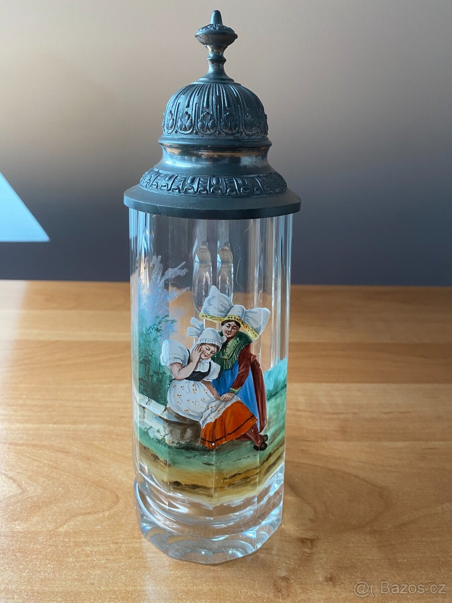 Sběratel nabízí staré korbele s cínovými víčky - 8