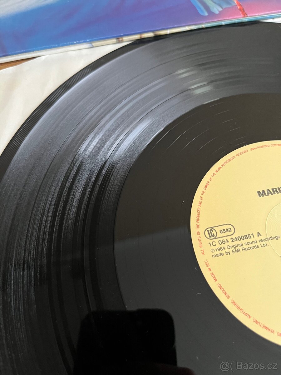 Marillion – Fugazi - 8