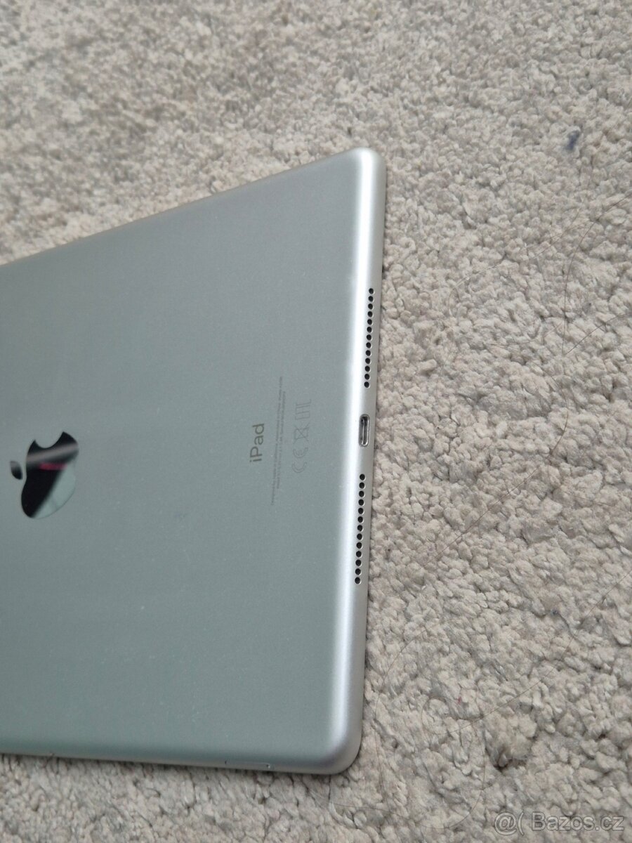 Apple iPad 7. generace 32gb Wi-Fi + Cellular - 8