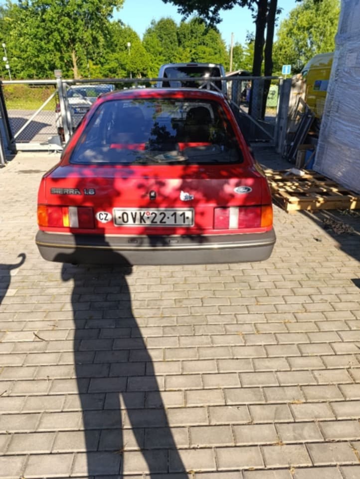 Ford Sierra - 8