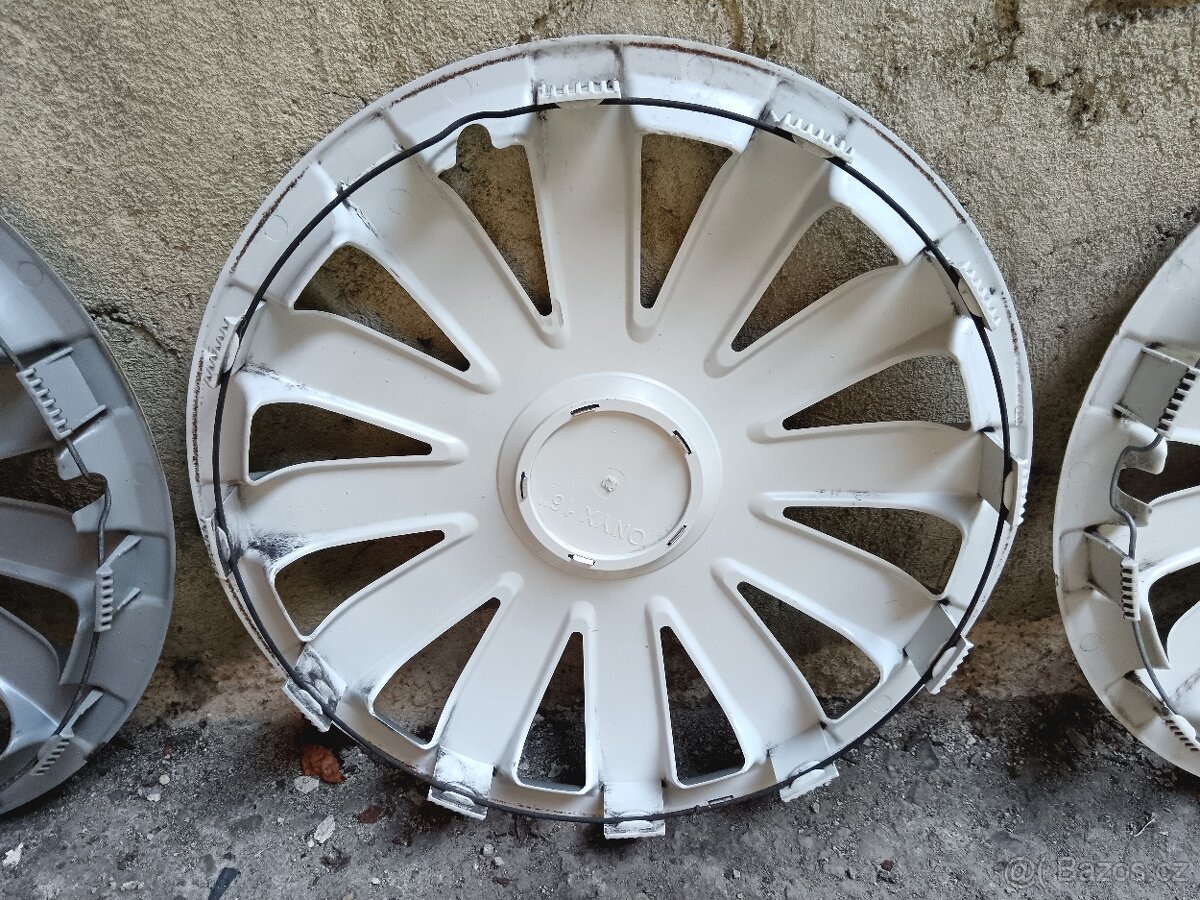 Univerzální poklice r 16 - 8