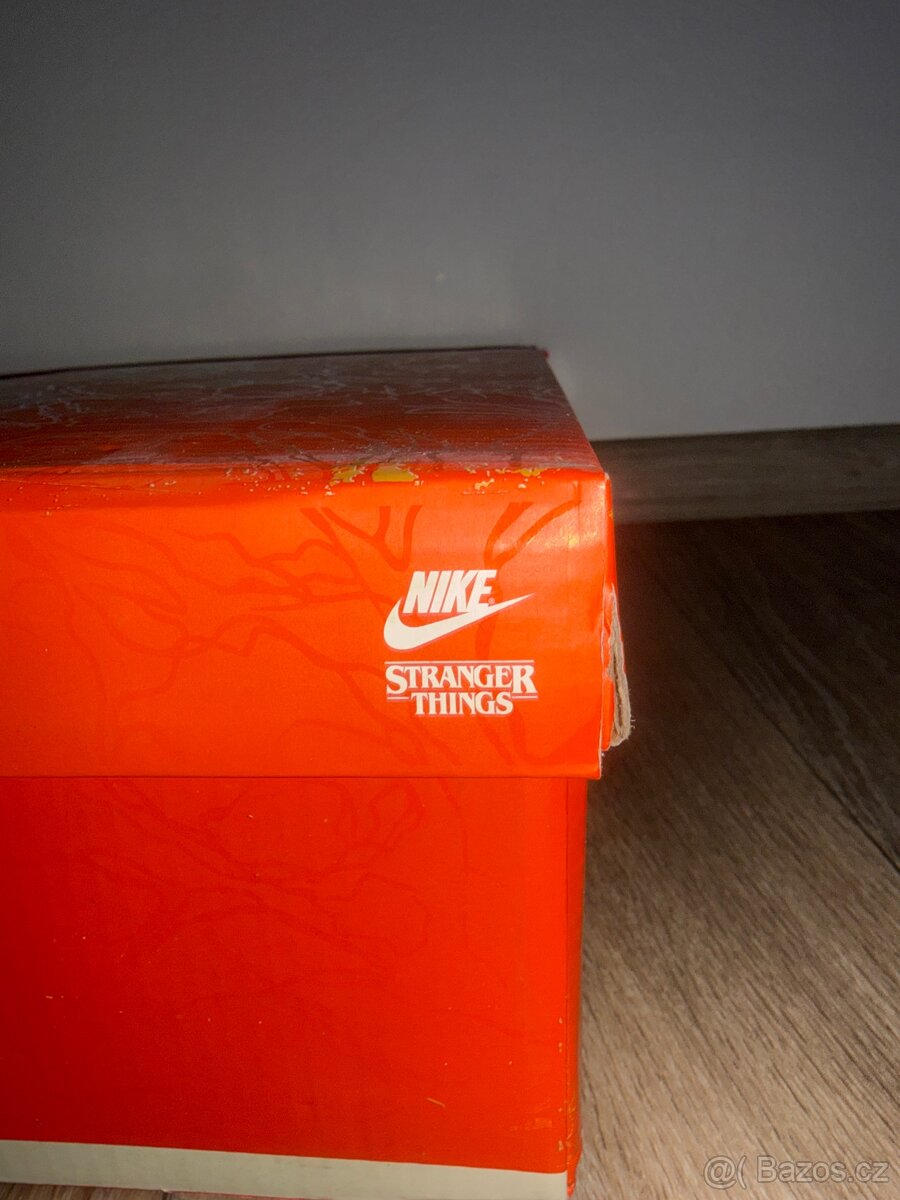 Nike Dunk Low Stranger Things - 8