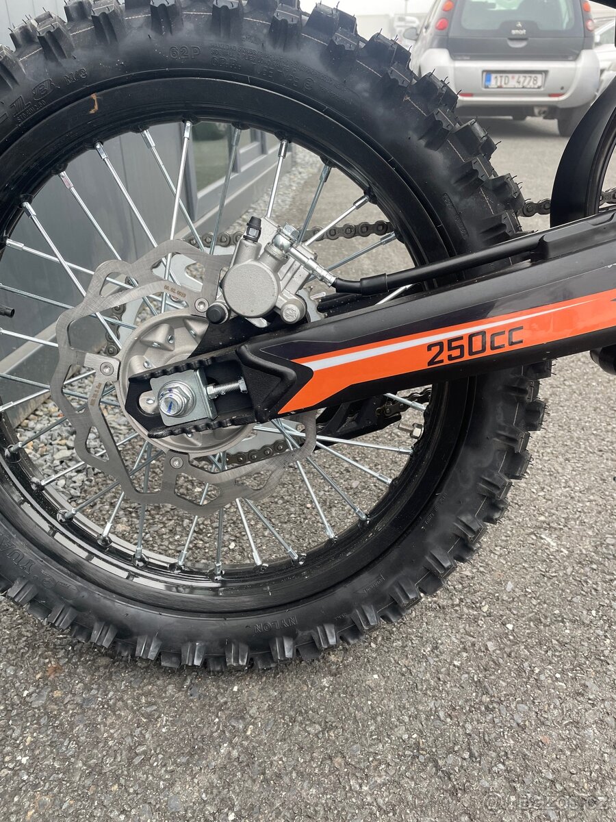 Pitbike Markstore Zuumav K5-250cc PRO 21/18 - oranžová - 8