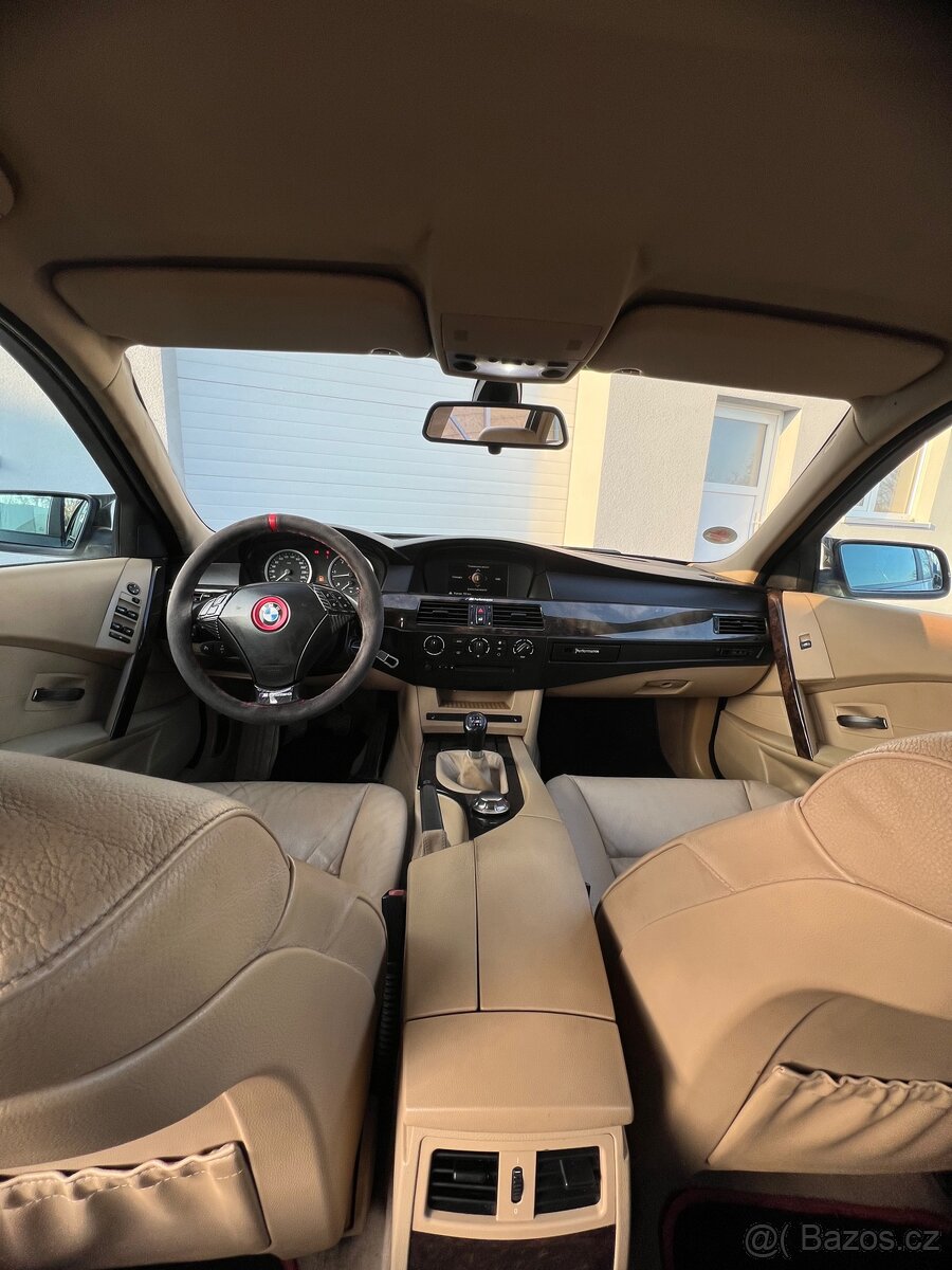BMW E61 530D, Manuál, M-Paket - 8