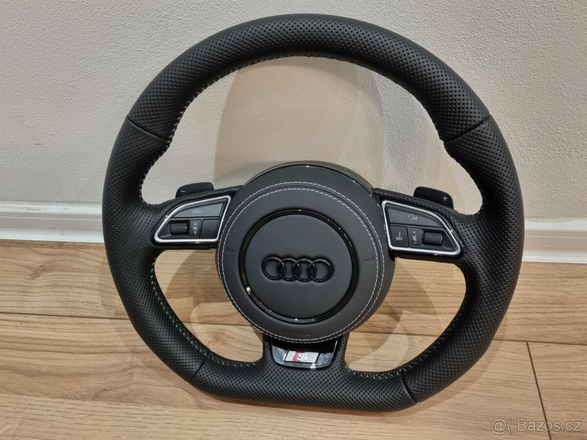 AUDI RS PERFOROVANY ZKOSENY VOLANT - 8