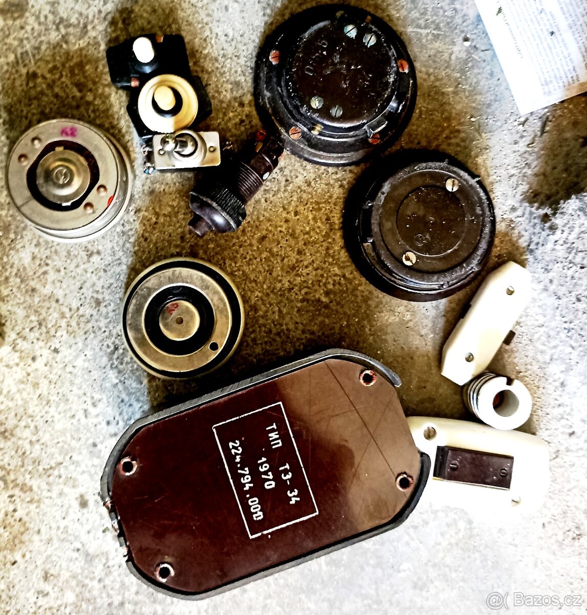 Staré svítidla a jine - 8