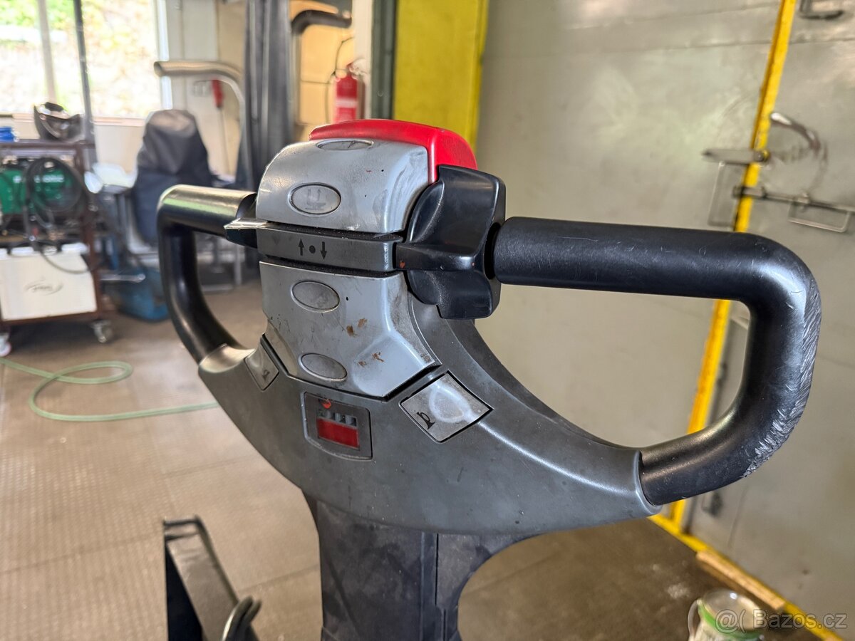 Vysokozdvižný vozík elektrický s přidzvyhem - 8