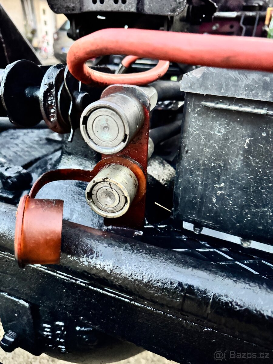 Traktor domácí výroby, možnost dopravy - 8