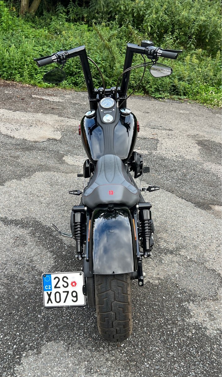 Harley Davidson Dyna Street bob fxdb 2017 - 8