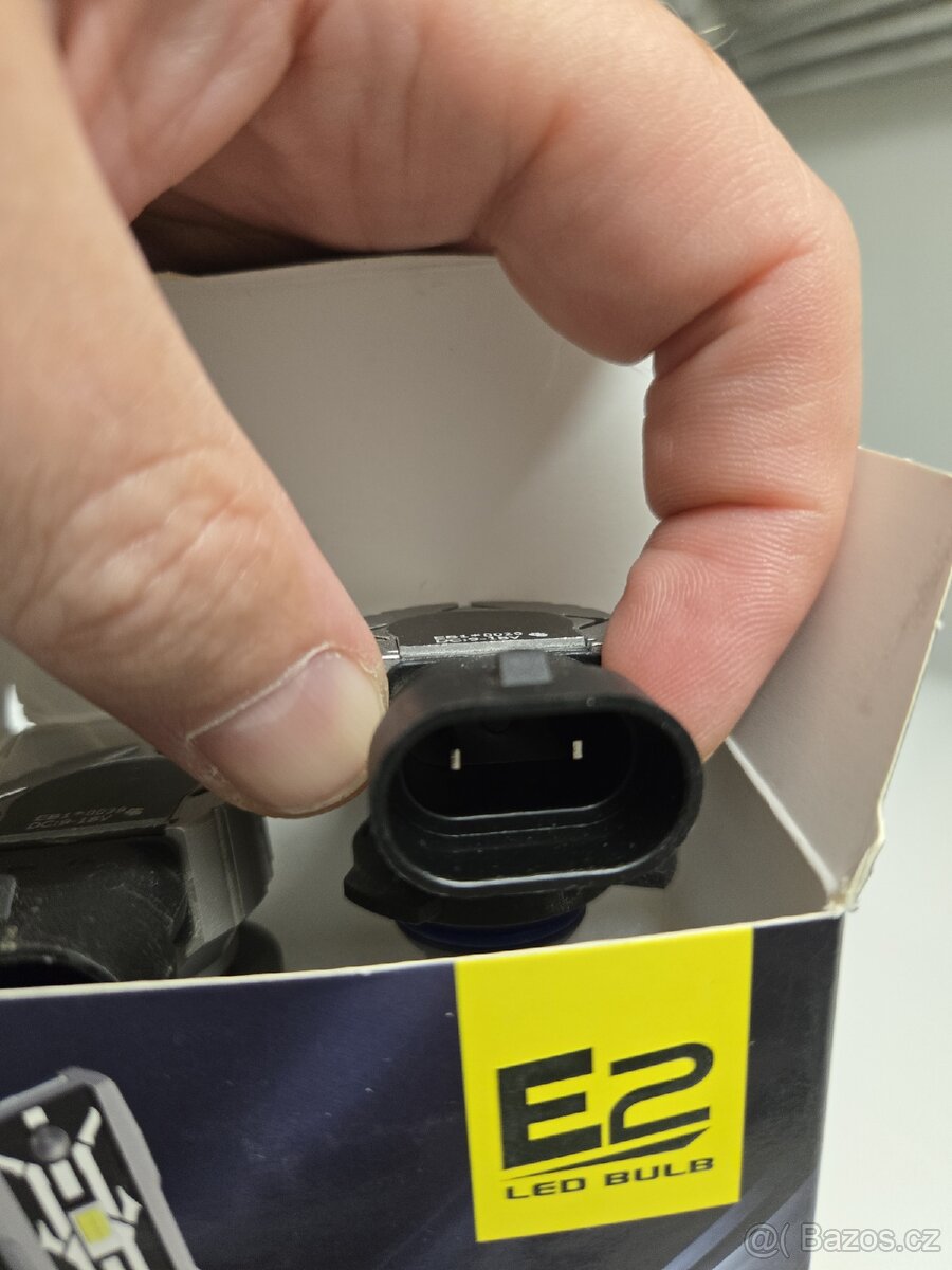 LED auto žárovky HIR2 - 8