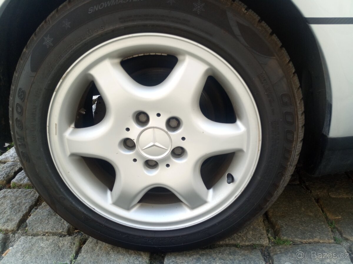 MERCEDES CLK PERFEKTNÍ STAV - 8