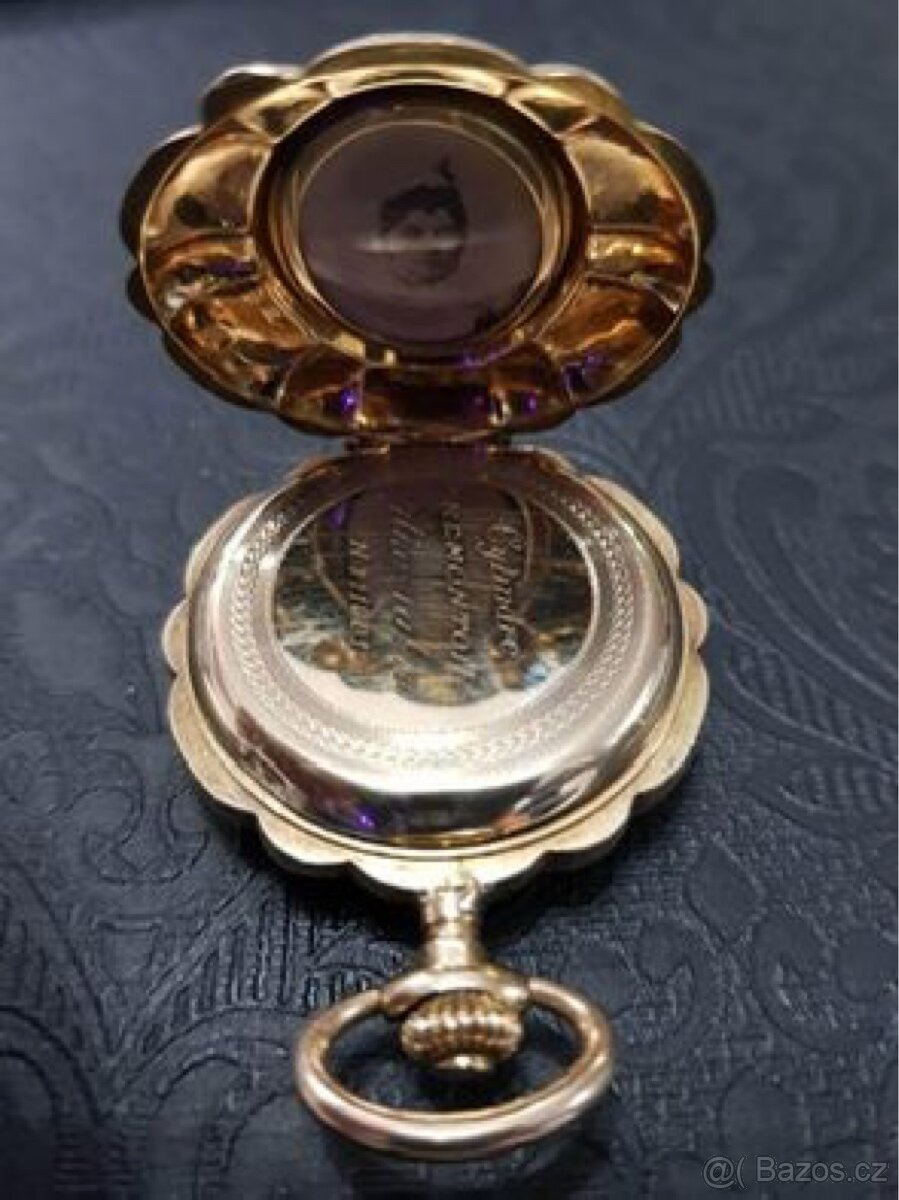 Zlaté gravírované tříplášťové hodinky REMONTOIR - 8