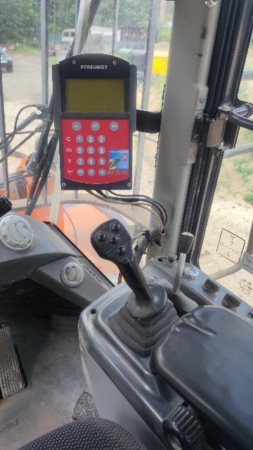 Kolový nakladač Doosan DL550-3 - 8